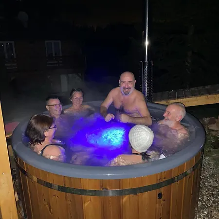 Roulotte Quatre Saisons Chez Sophie Et Gilles Monistrol-sur-Loire